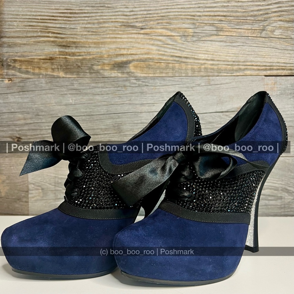 SALE!✨Rene Caovilla Navy Suede, Crystal, Ribbon, Jeweled Sole Heels